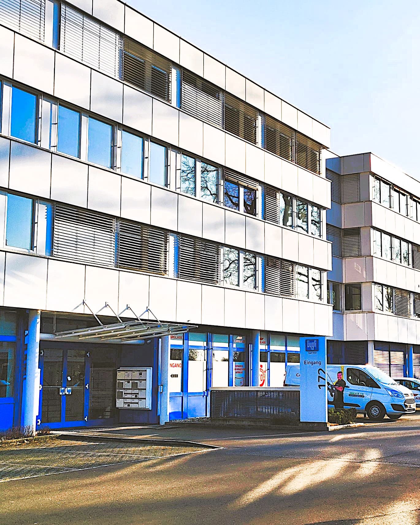 Büro | TeleComNet GmbH